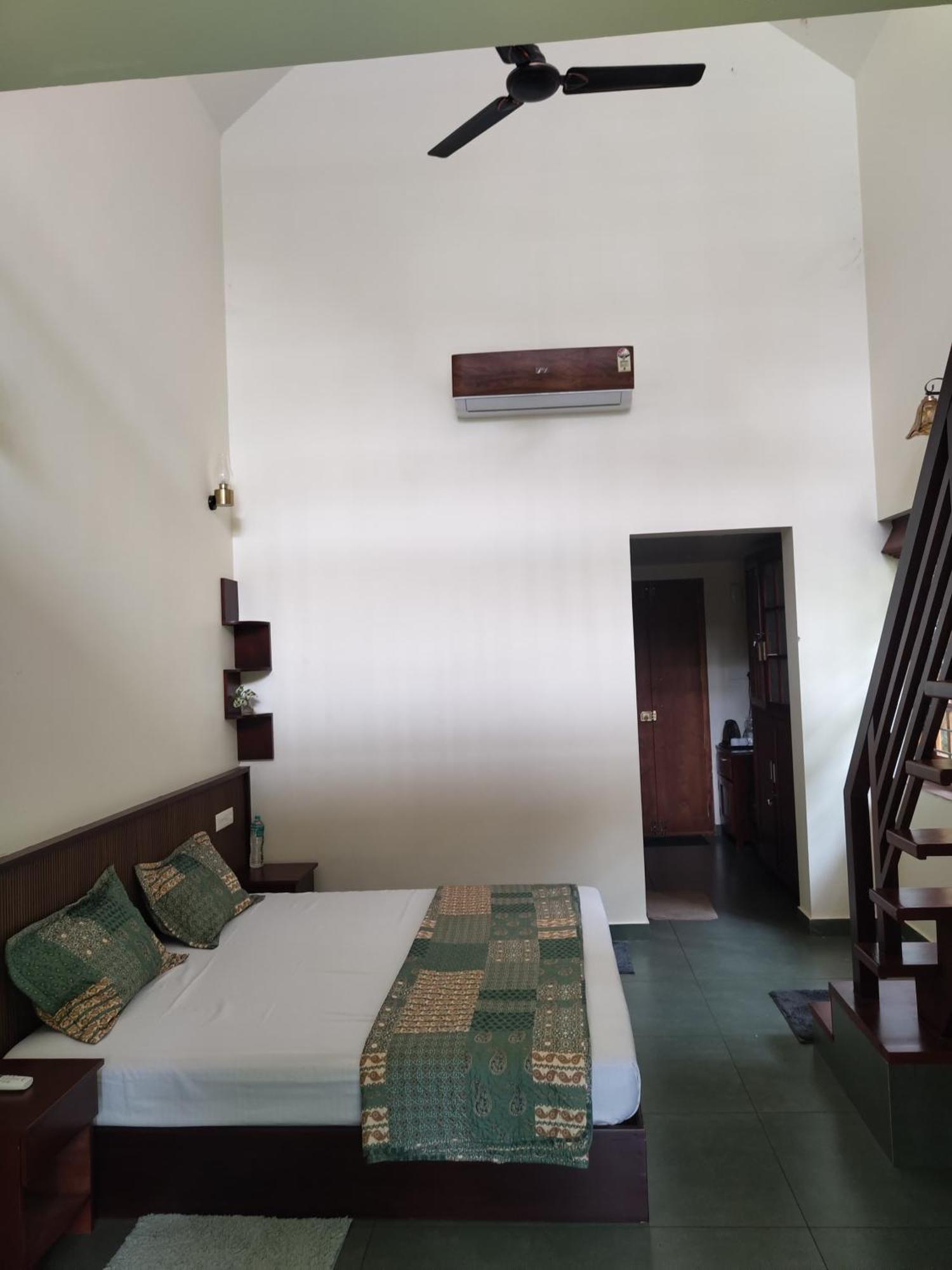 Maleyam Homestay Riverside โคชิโคด ภายนอก รูปภาพ