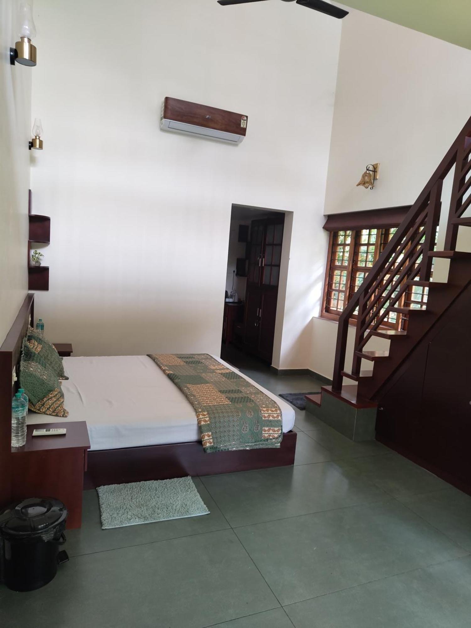 Maleyam Homestay Riverside โคชิโคด ภายนอก รูปภาพ