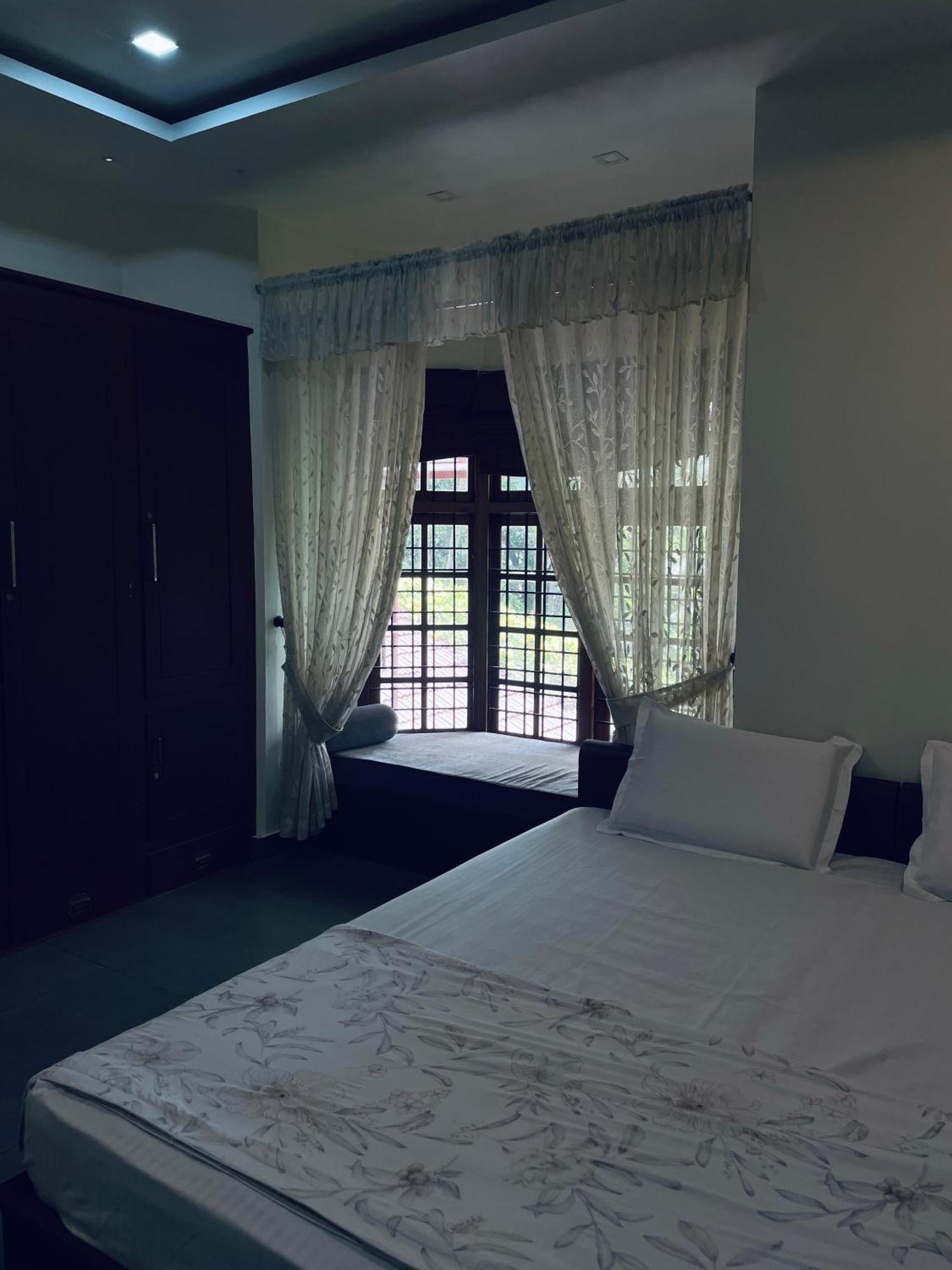 Maleyam Homestay Riverside โคชิโคด ภายนอก รูปภาพ