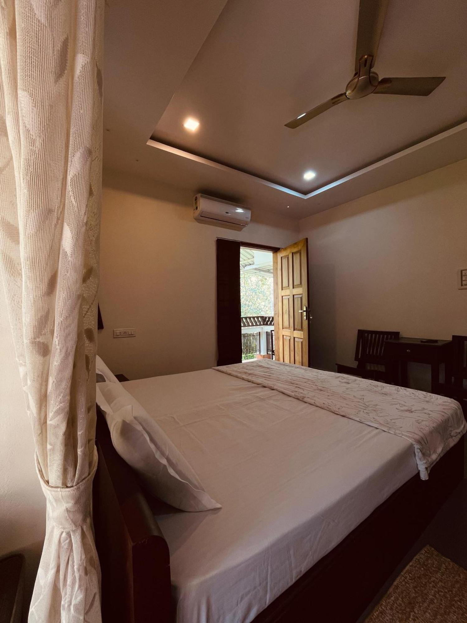 Maleyam Homestay Riverside โคชิโคด ภายนอก รูปภาพ
